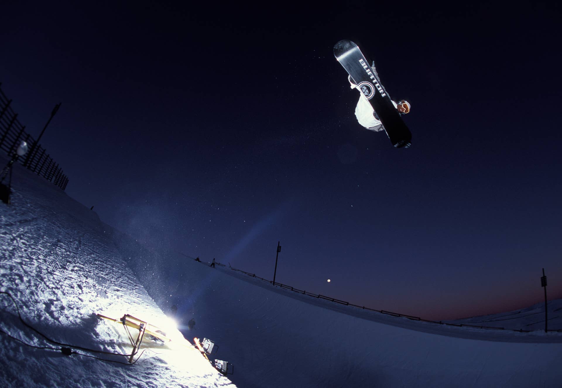 One Hit After AnotherThe Keir Dillon Interview - Snowboarder