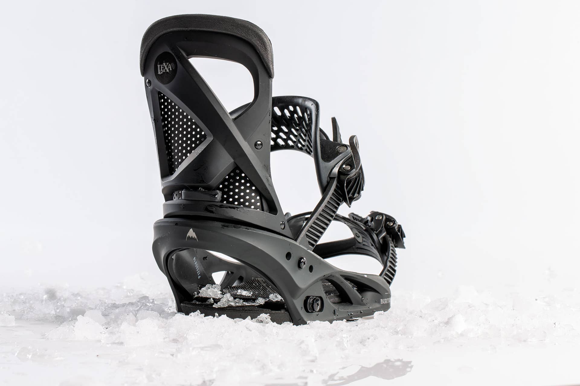 Burton Lexa Review: Best Snowboard Bindings of 2019 - TransWorld
