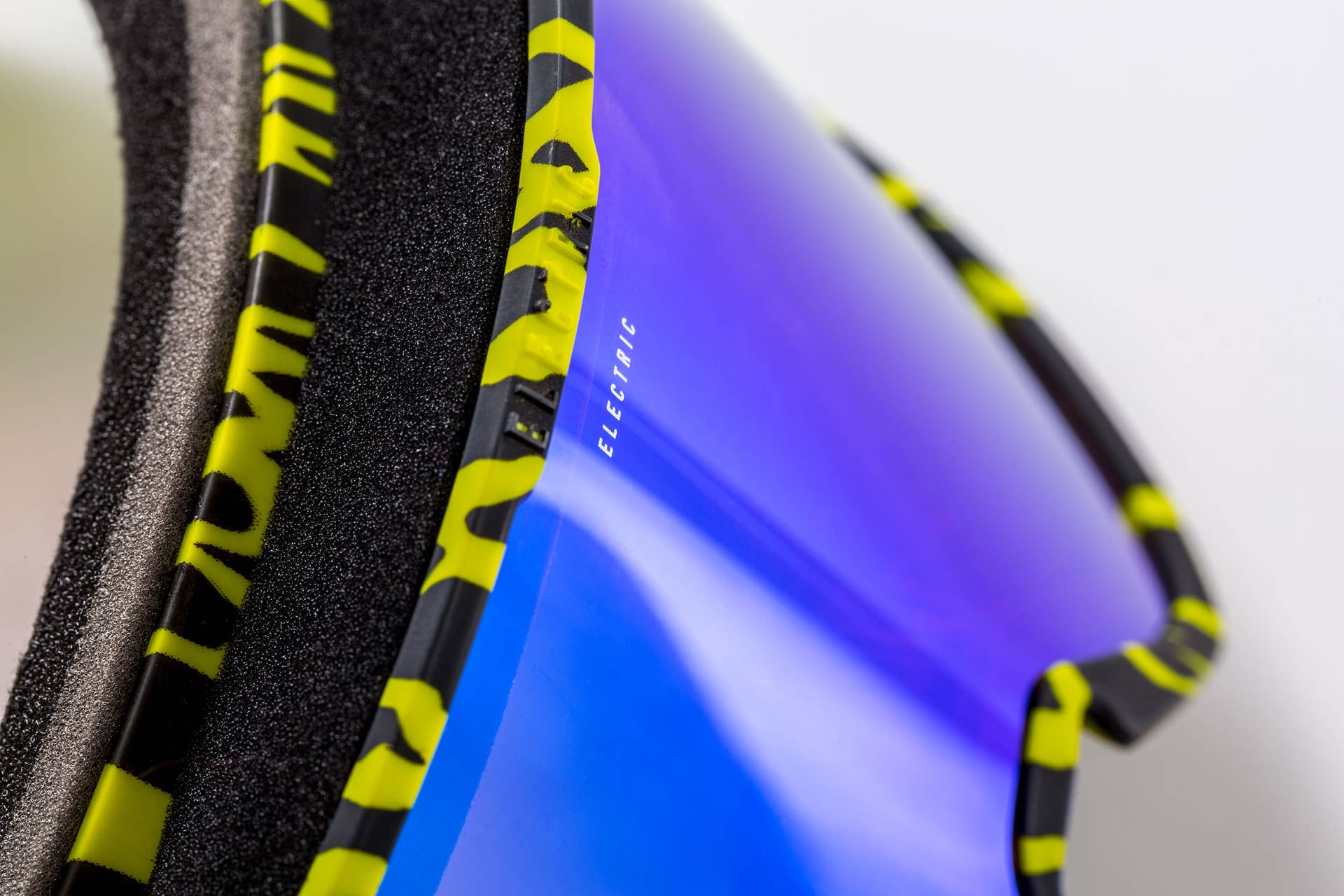 Electric Kleveland Review: Best Snowboard Goggles of 2019