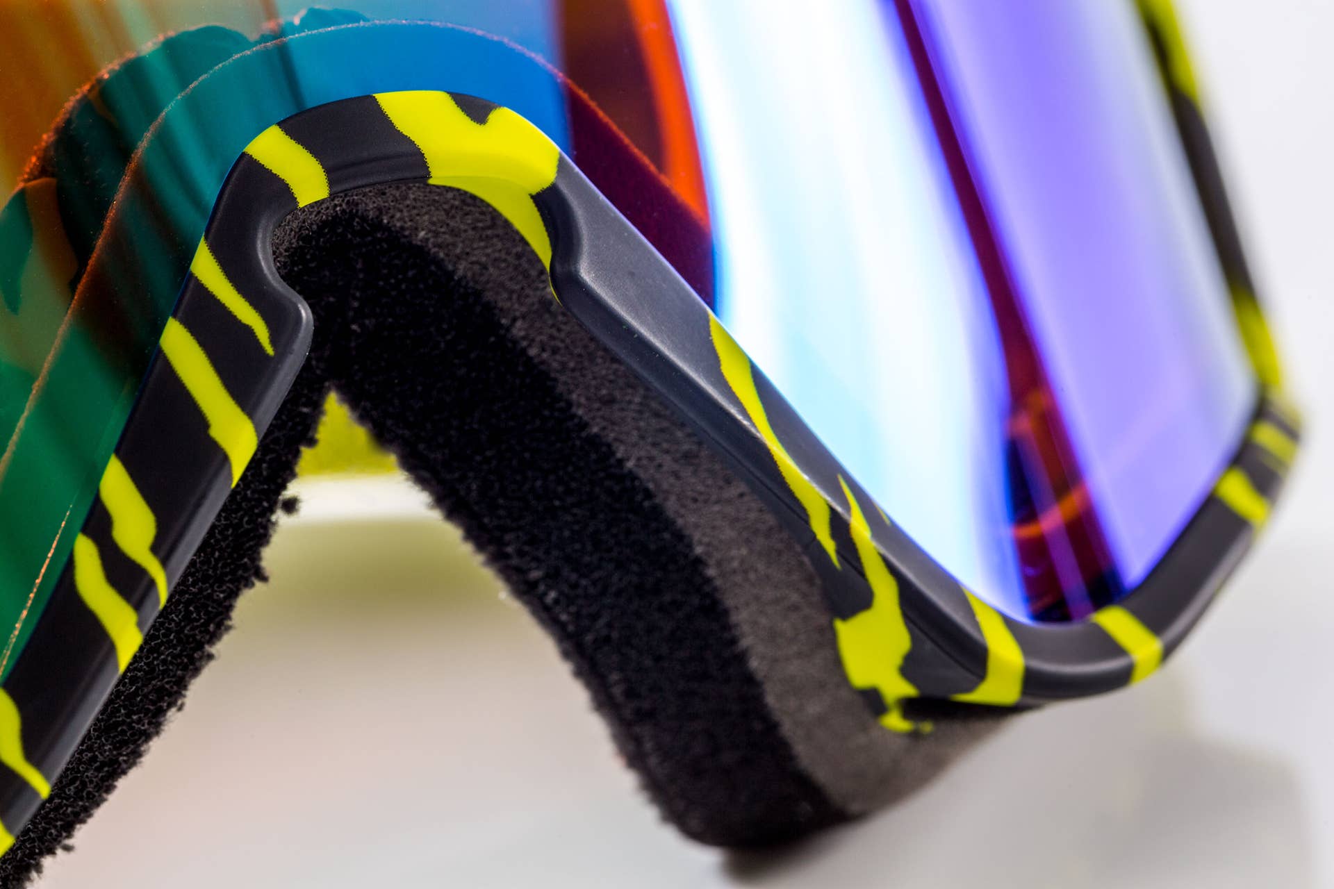 Electric Kleveland Review: Best Snowboard Goggles of 2019