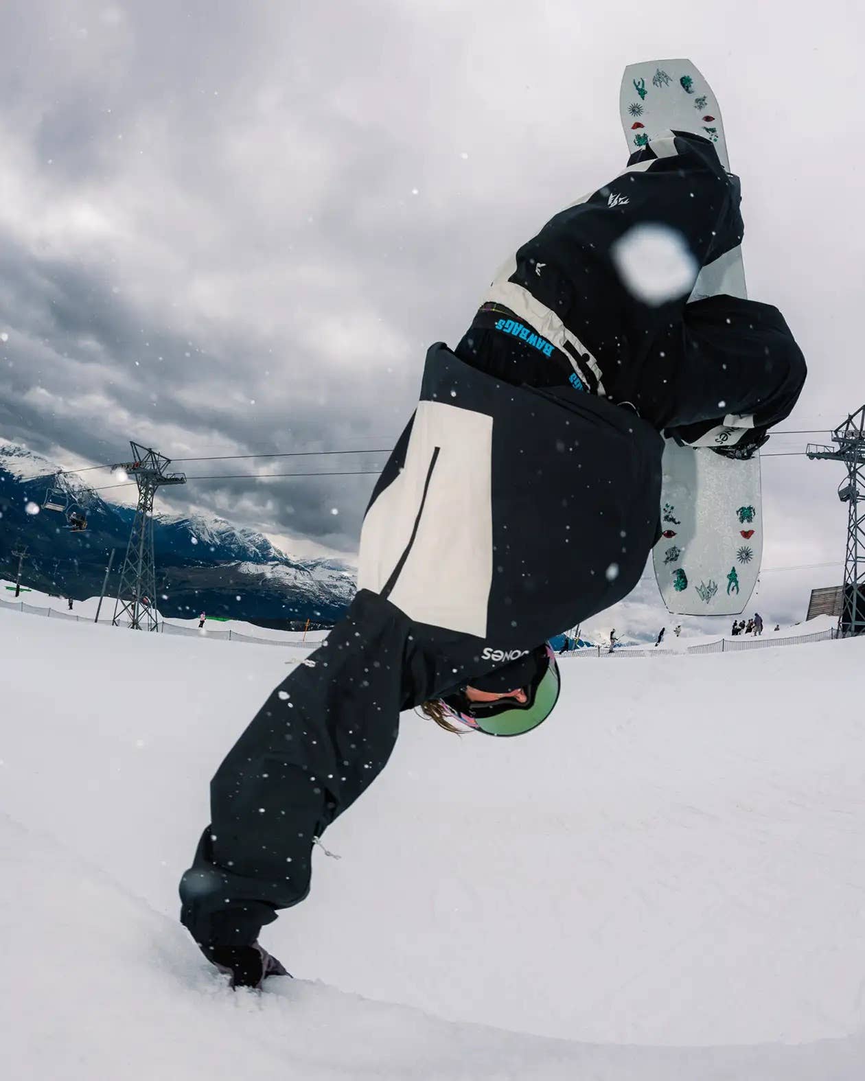 Review: MTN Surf Tweaker Recycled Jacket and Pants - Snowboarder