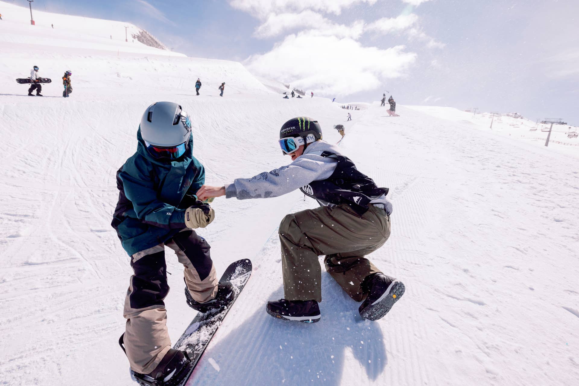 Nikita and K2 Collaborate for FW10/11 - Snowboarder