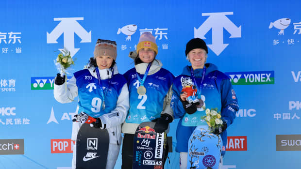 Xuetong Cai, Maddie Mastro and Maddy Schaffrick on the podium in Secret Garden.