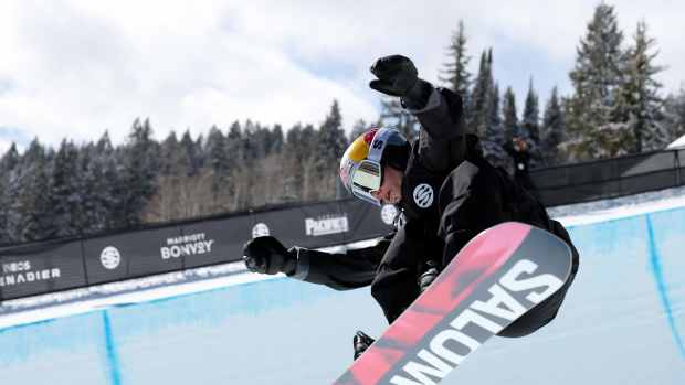 Check Out The Unconventional Snowboarding Artistry of Ryo