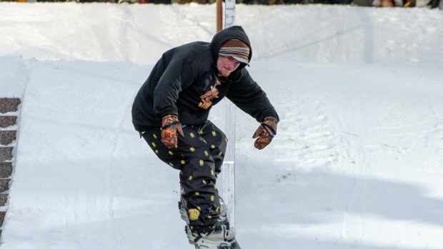 allian-prisim-snowboard.jpg
