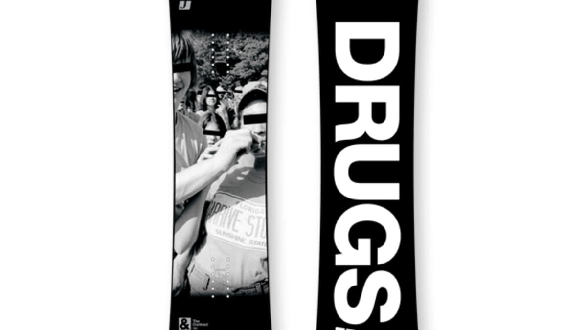 贅沢品 Forum Contract Snowboard スノーボード