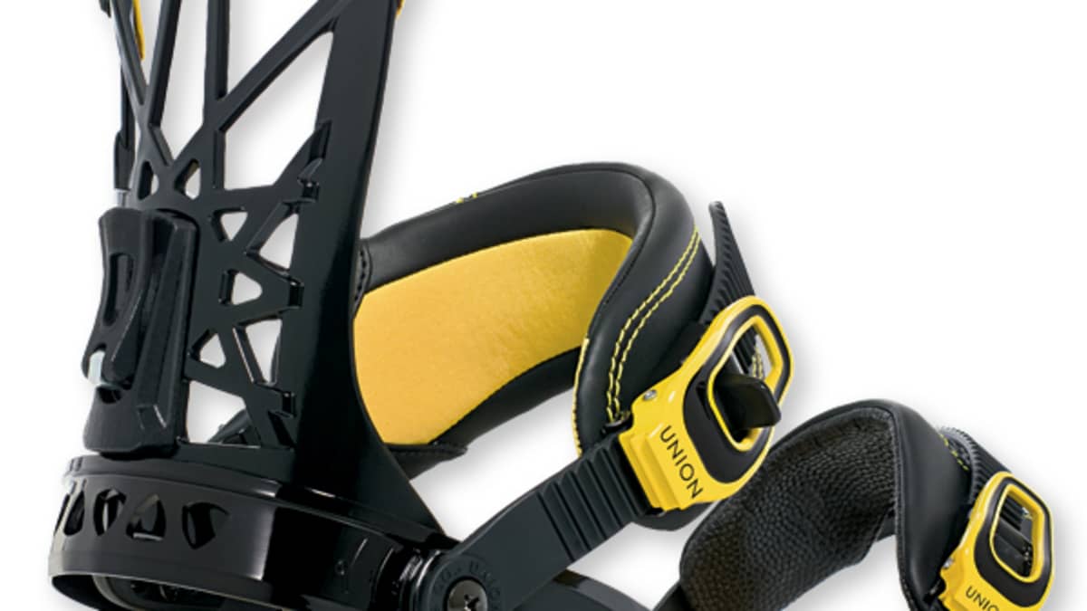 Union Contract Pro Snowboard Binding - Snowboarder