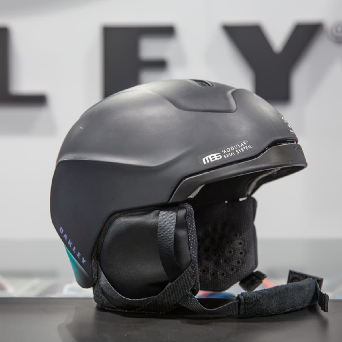 Oakley mod outlet 3 2019