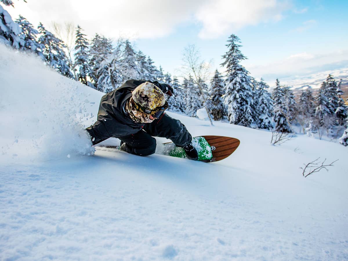 Powder surfer deals snowboard