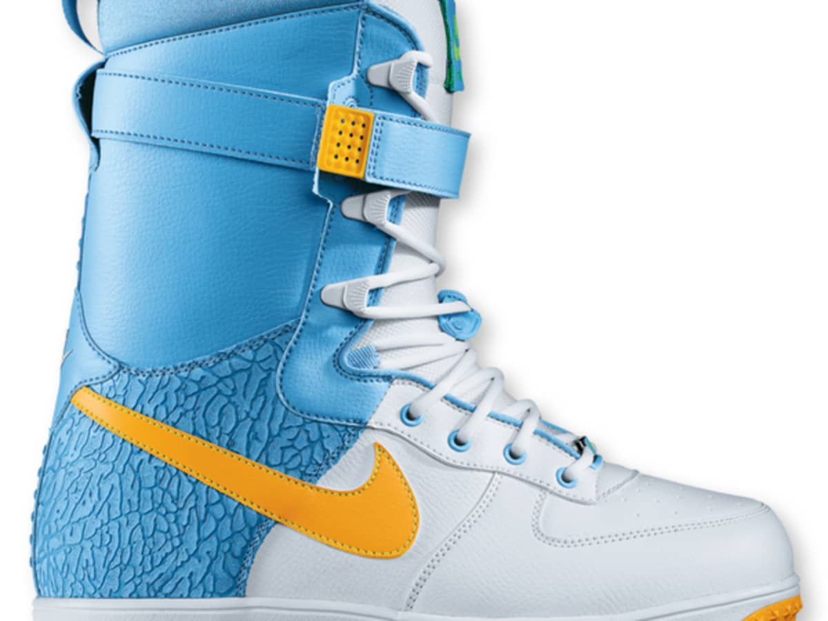 Nike Zoom Force 1 Snowboard Boot Snowboarder