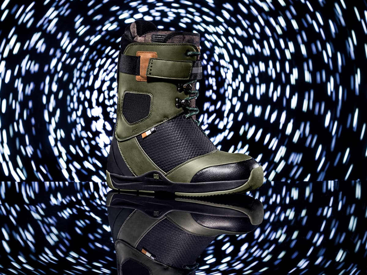 Dc tucknee snowboard boot top