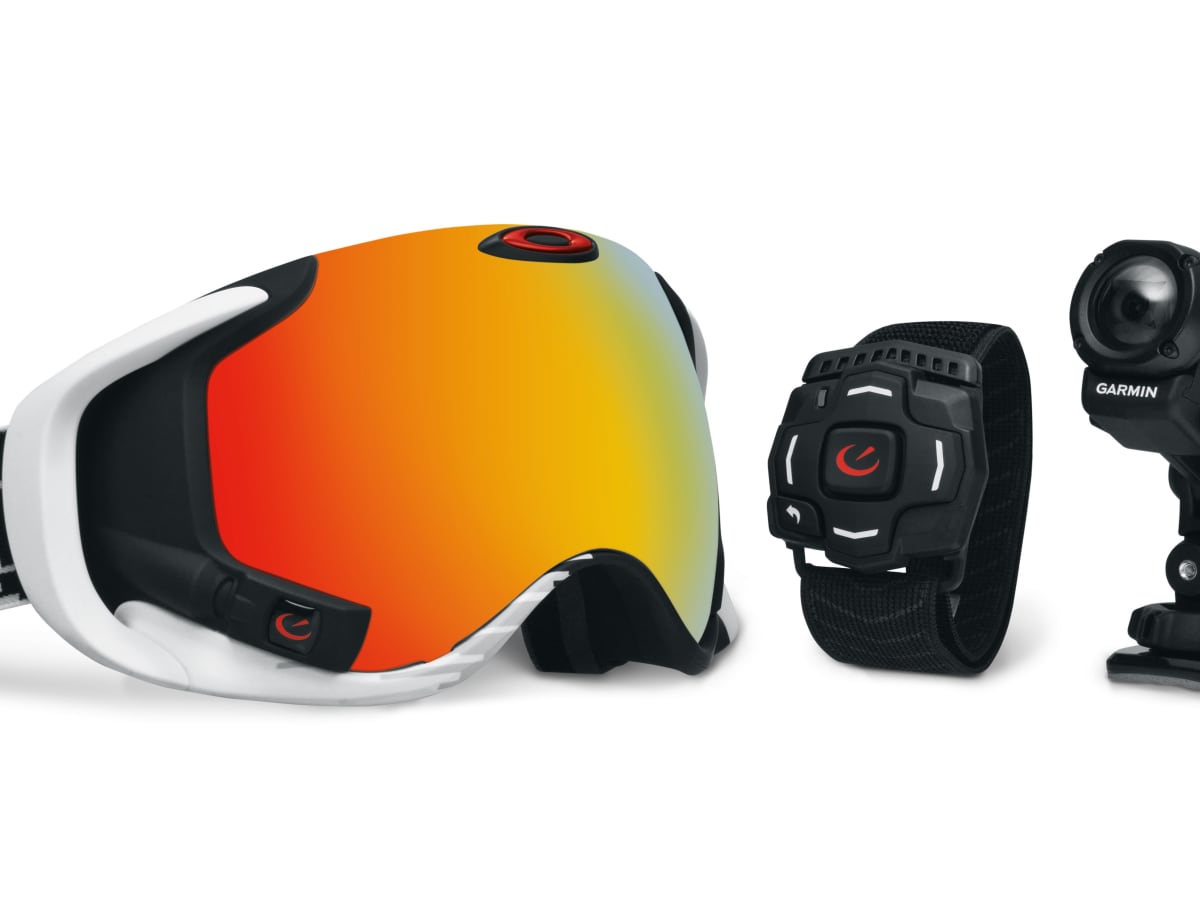 Oakley Airwave X Garmin Video Display Goggle Snowboarder