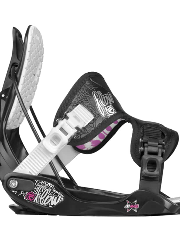 Flow The Five Snowboard Binding Snowboarder