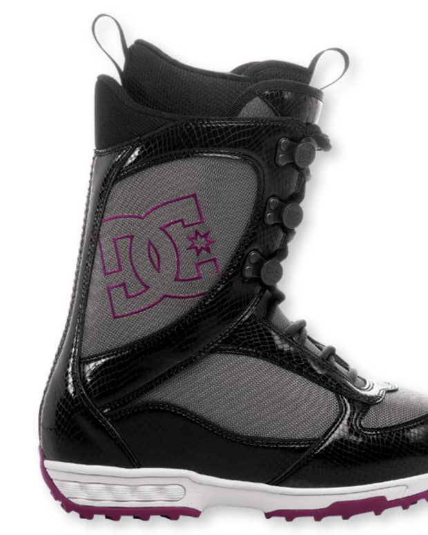 Nike Zoom Baxa Woman s Snowboard Boot Snowboarder