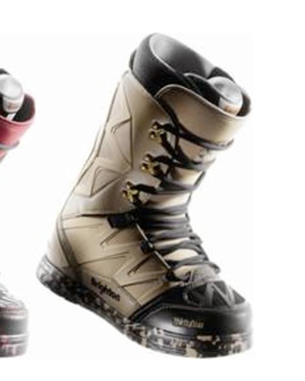 New balance store 686 snowboard boots