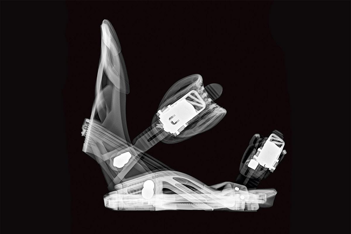 Salomon Hologram - Deconstructed 2017 - Snowboarder