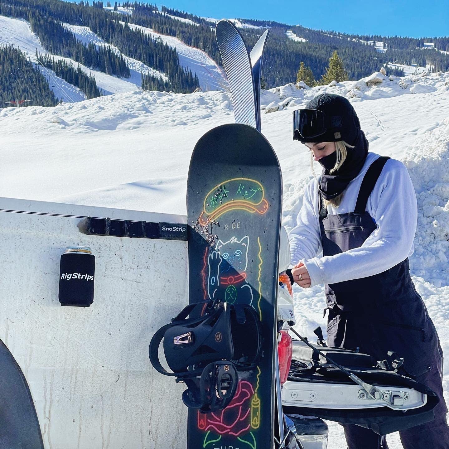 2009 Good Wood: Burton Uninc - Snowboarder 2009 Good Wood: Burton Uninc - Snowboarder