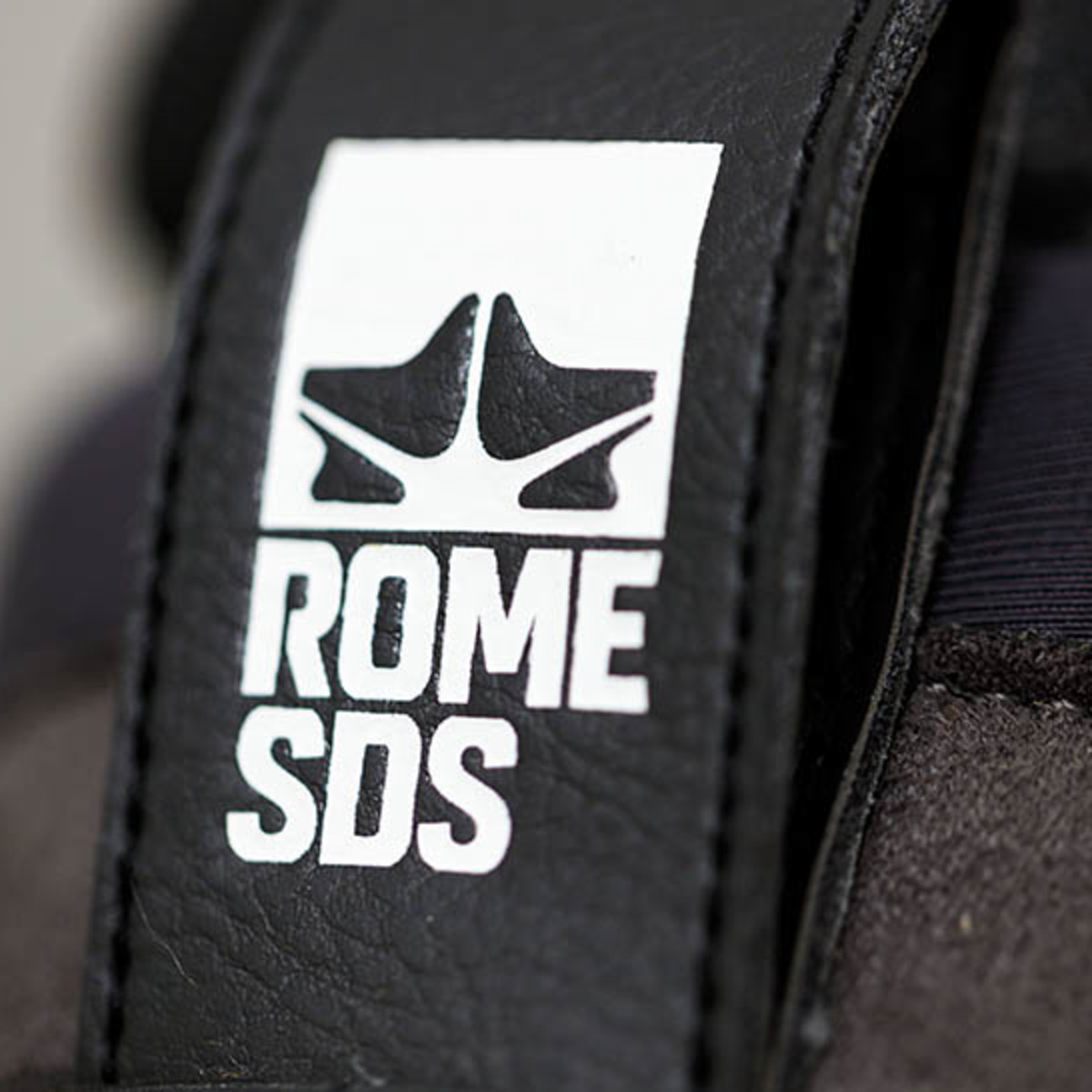 new-snowboarding-gear-products