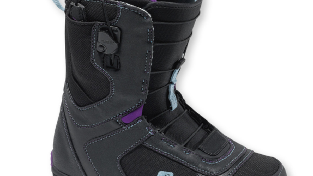 forum-glove-snowboard-boot.jpg
