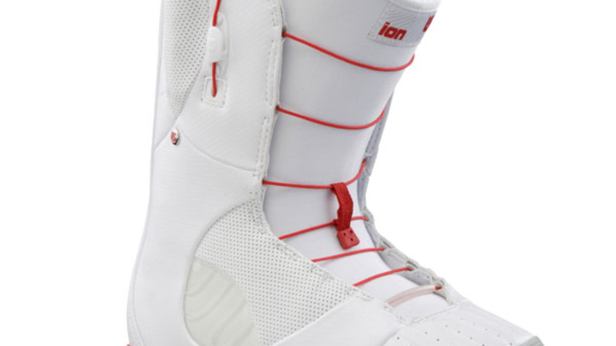 burton-ion-boot-2011.jpg