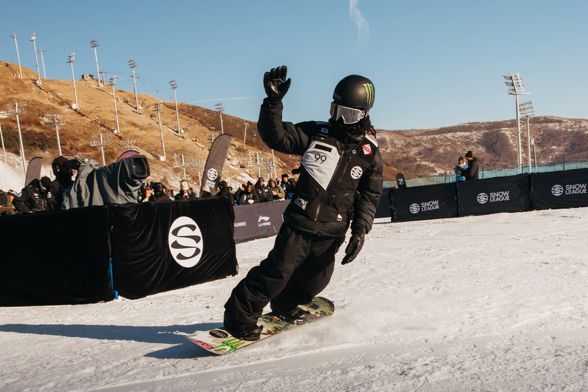 Ayumu Hirano Claims The Snow League's Top Spot In China - Snowboarder