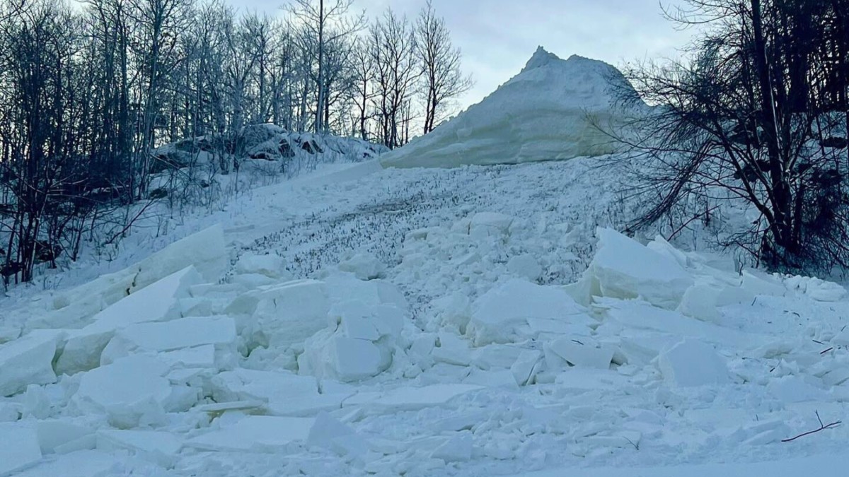 Rare Avalanche Releases at Michigan Ski Resort - Snowboarder