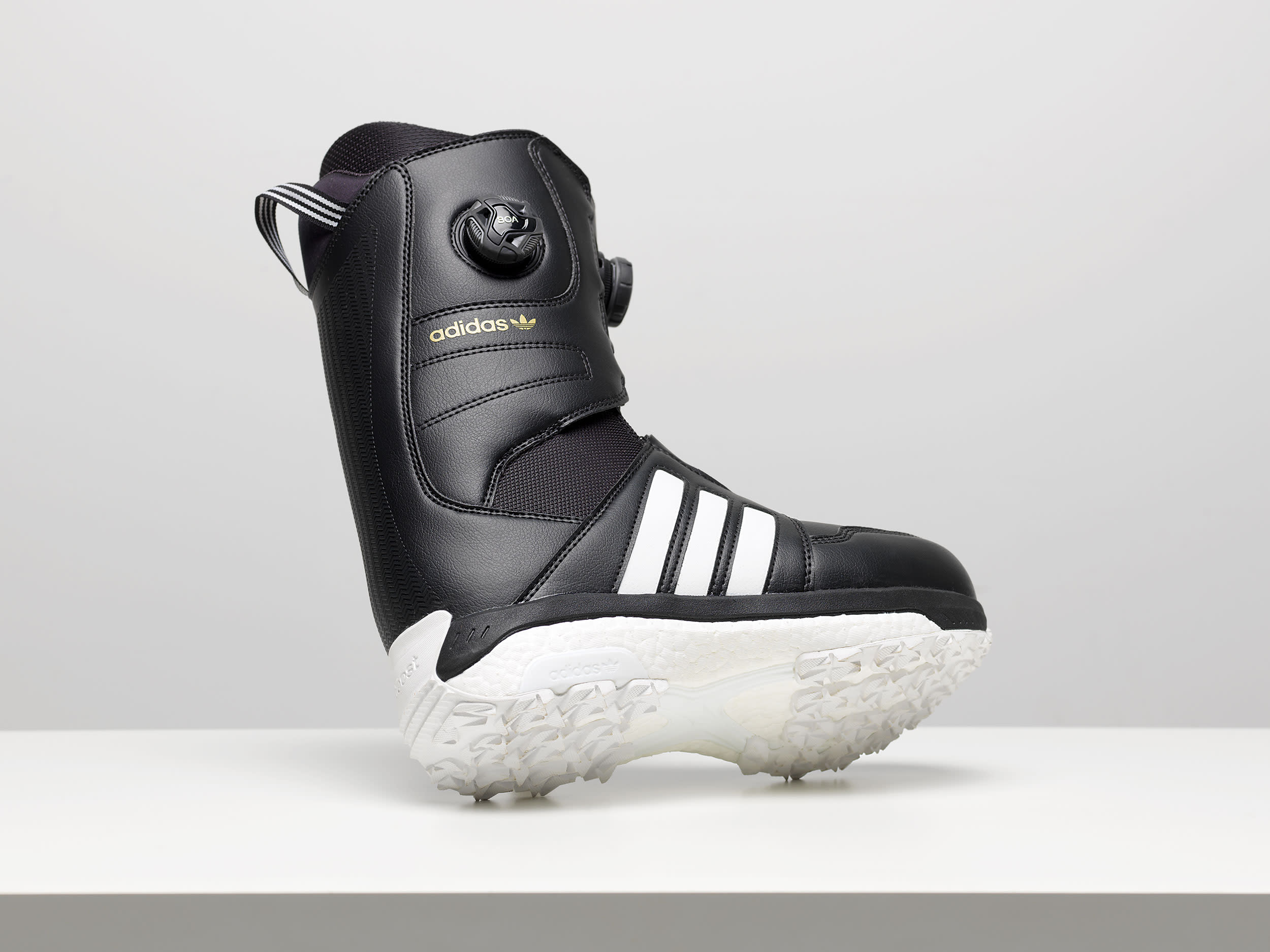 adidas boarding ACERRA ADV　AC8354 adidas Acerra ADV: Deconstructed - Snowboarder