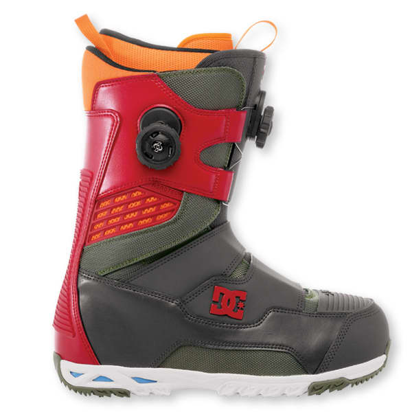 DC Snowboard Boots 2011 Snowboarder