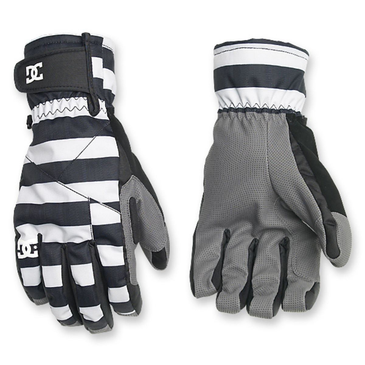 Buy DC Seger Glove Shop for Snowboard Gear at Snowboarder Magazine