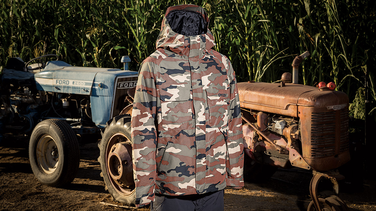Oakley Lookout 2L Gore Tex Jacket 2017 2018 Outerwear Lookbook Snowboarder