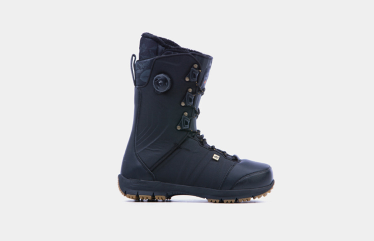Ride Snowboards x Akomplice Collab - Board, Boots, Bindings