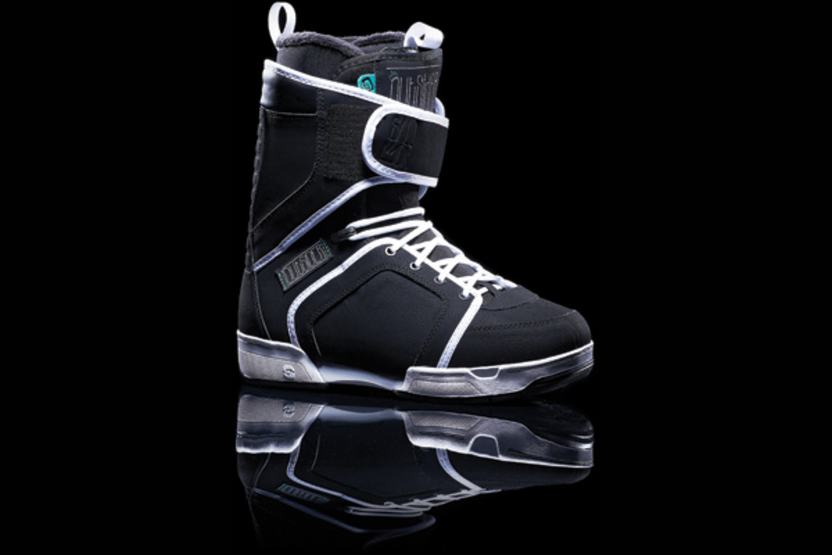Alpine Lab Most Comfortable Snowboard Boots Snowboarder