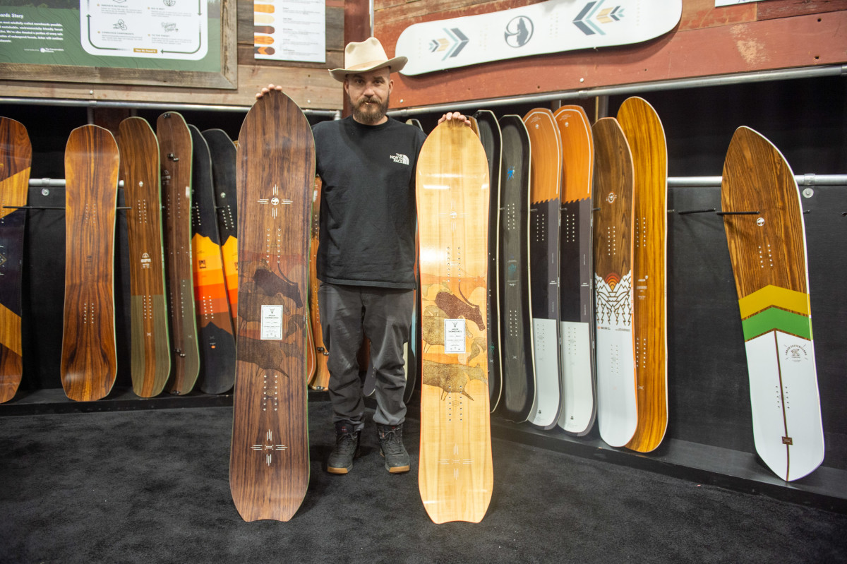 ARBOR CLOVIS 159（Arbor Clovis Snowboard 2021 Brown Wood 159