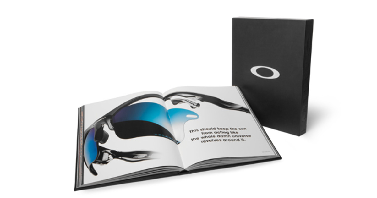 洋書 oakley 40th anniversary book  insidetag oakleybook-news-nov14-fi.jpg