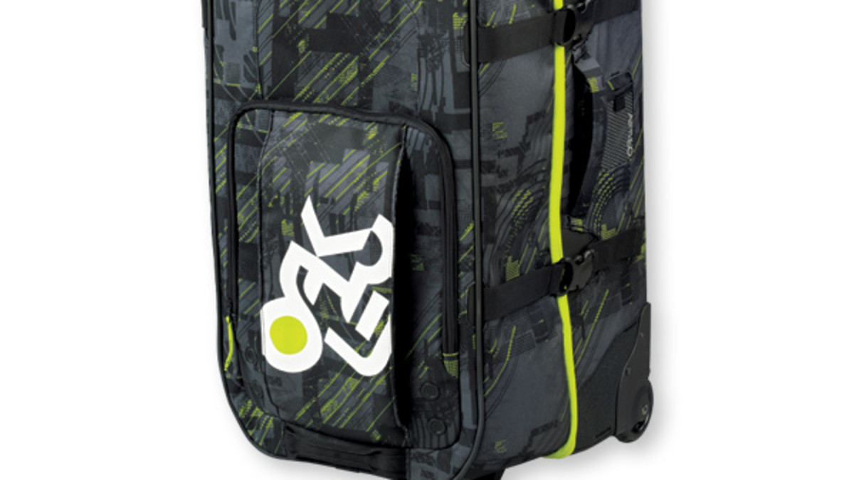 oakley-large-roller-suitcase-