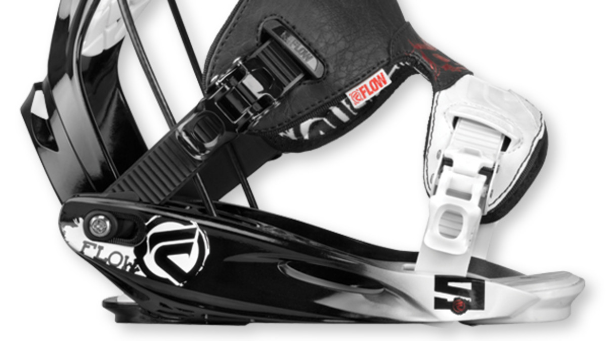 Flow M9 Snowboard Binding - Snowboarder