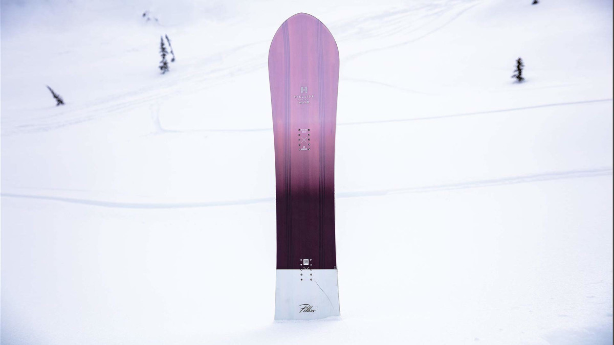 Salomon Pillow Talk: Powder Board Review 2019 - Snowboarder