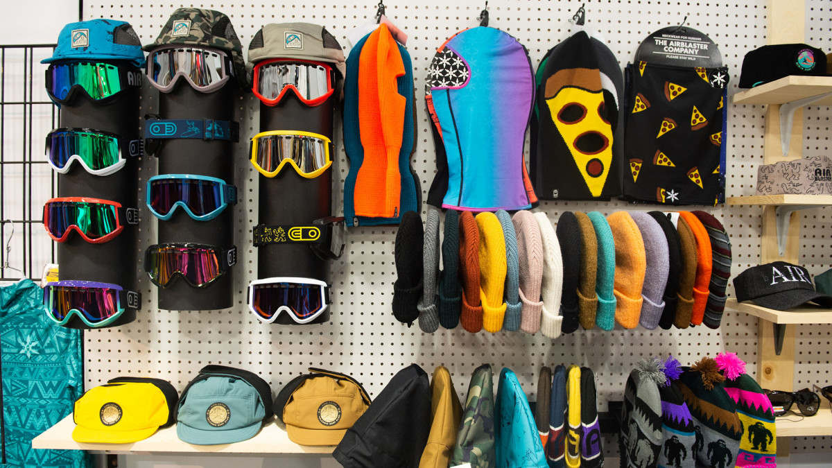 2020/2021 Gear Preview: Airblaster - Snowboarder