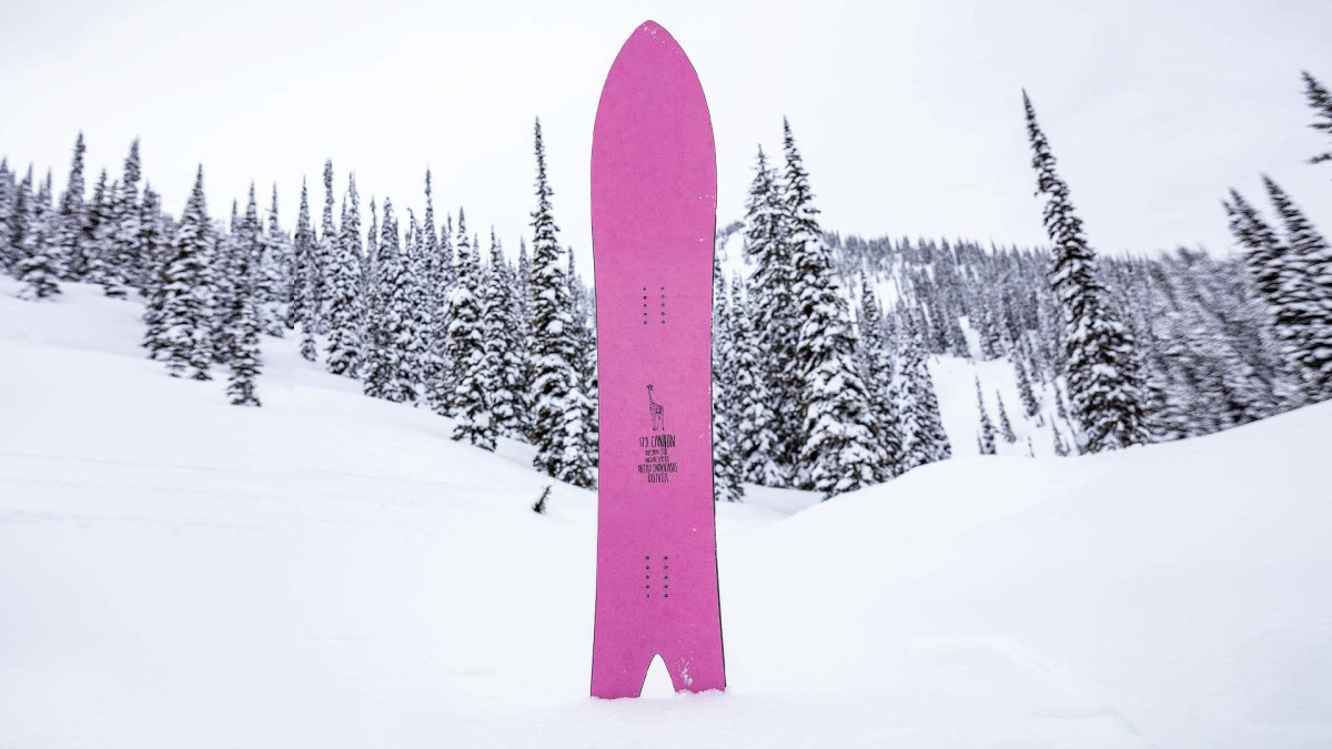 スノーボード NITRO QUIVER CANNON 203 The 2026 Nitro Cannon 203 Snowboard - The World's Most Famous