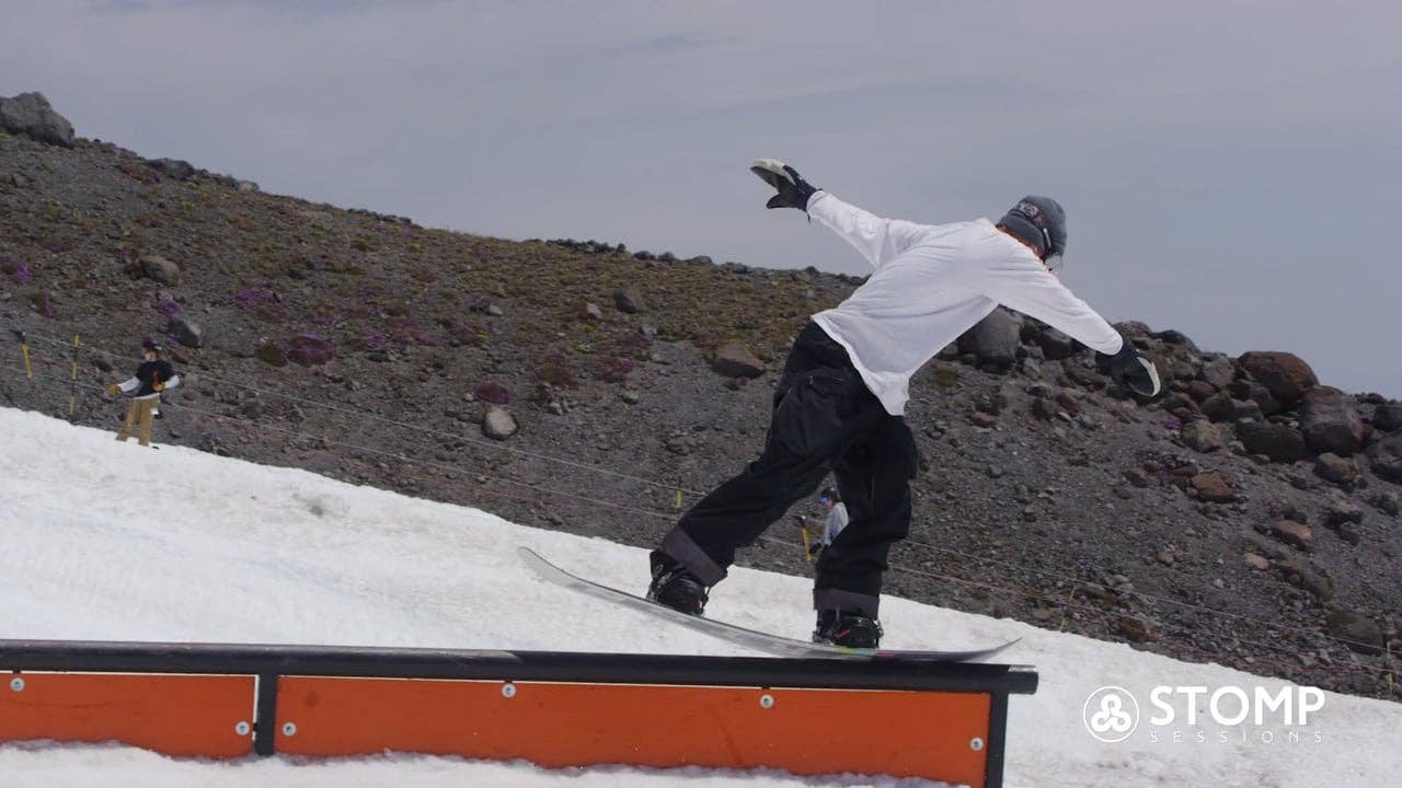 How to Snowboard: Skills, Tips, Techniques & Progression - Snowboarder