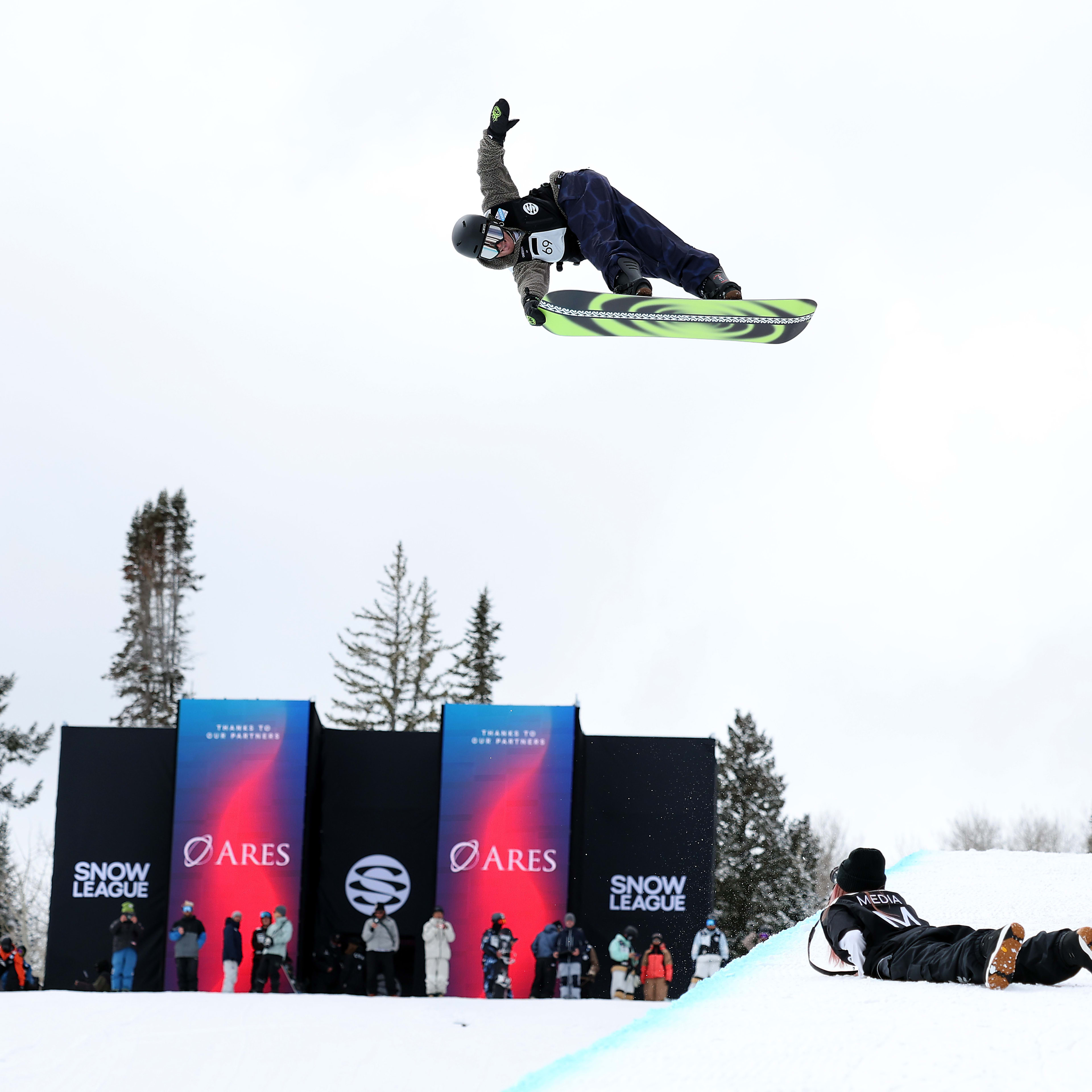 30 Days Of Giveaways: Flow Limited Edition Rush Snowboard