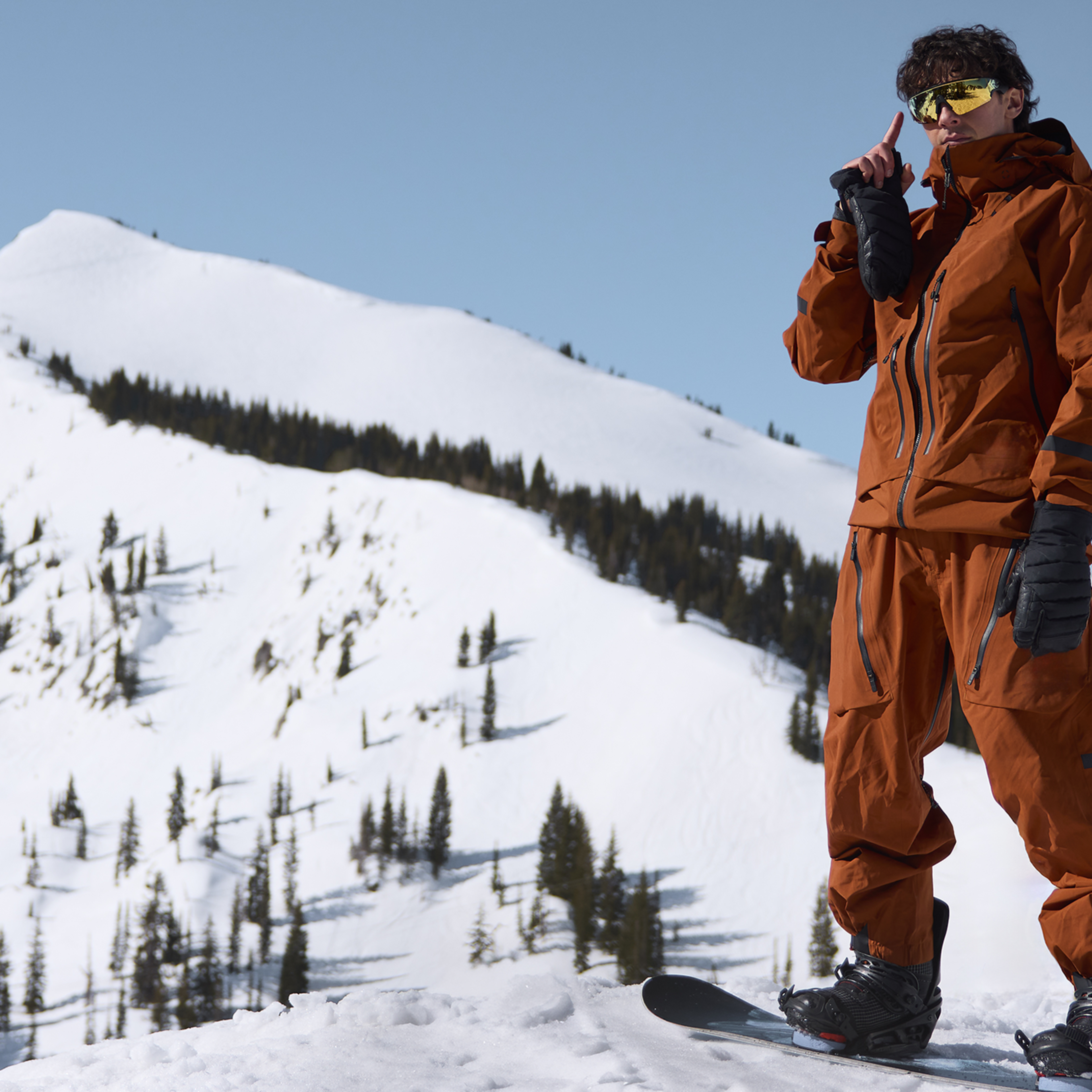 2021 Upper Decks All-Mountain Boards: Salomon HPS Annie - Snowboarder