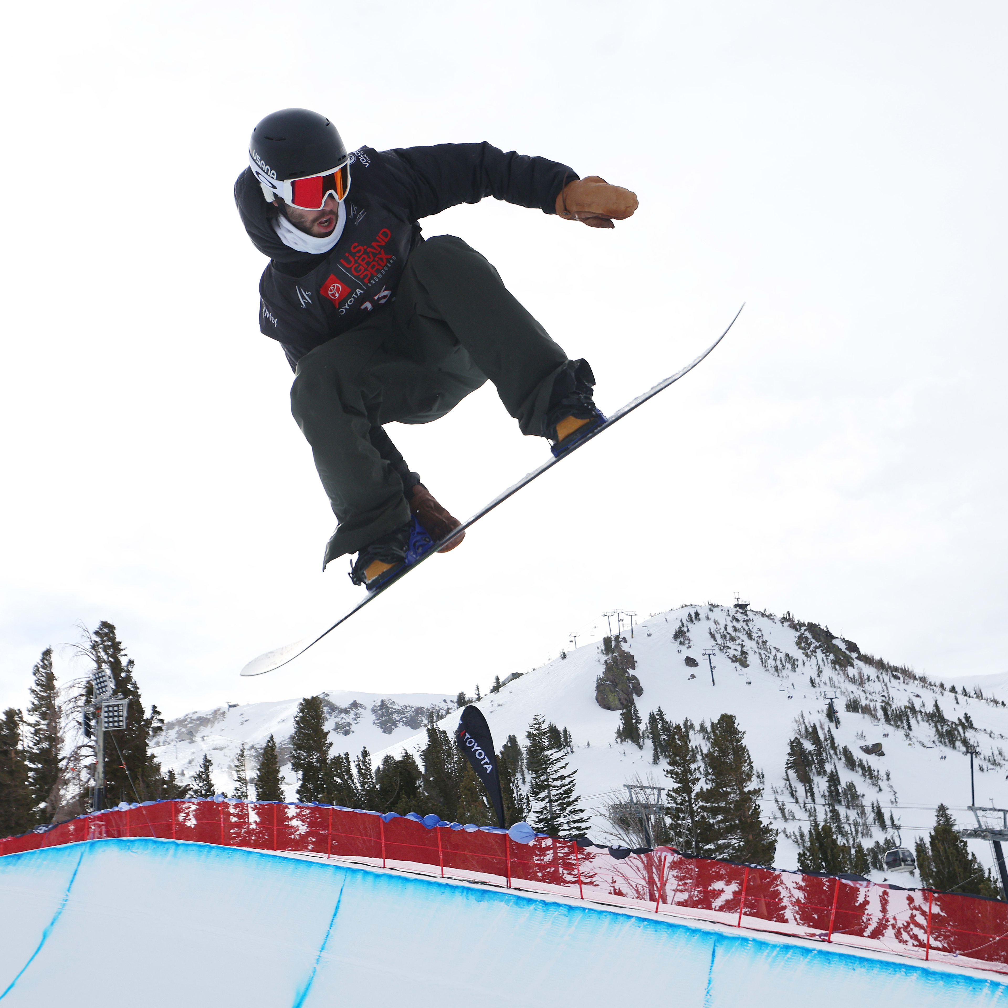 Ride Deuce Snowboard Boot - Snowboarder