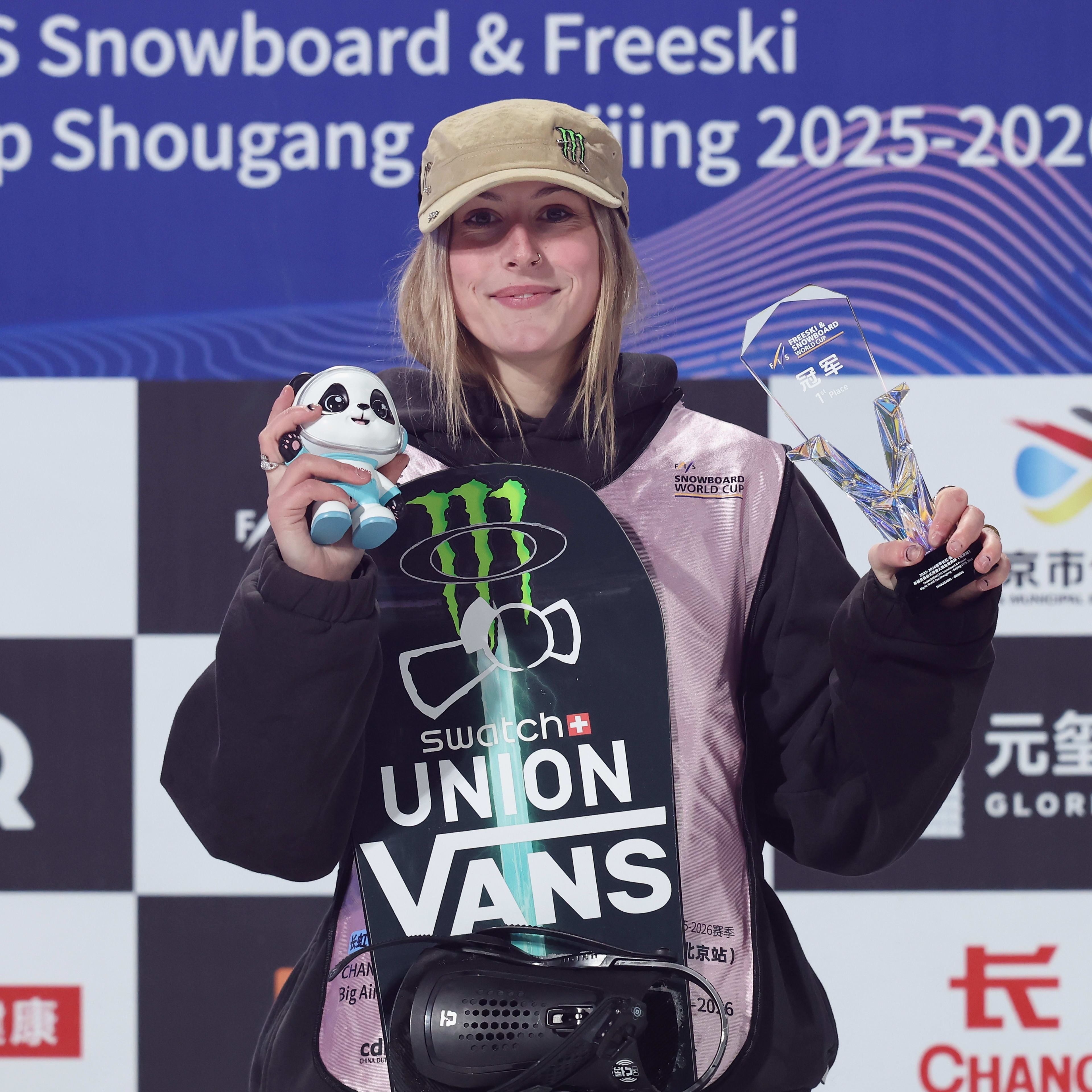 Volcom Outerwear 2020—Pat Moore Signature Collection - Snowboarder