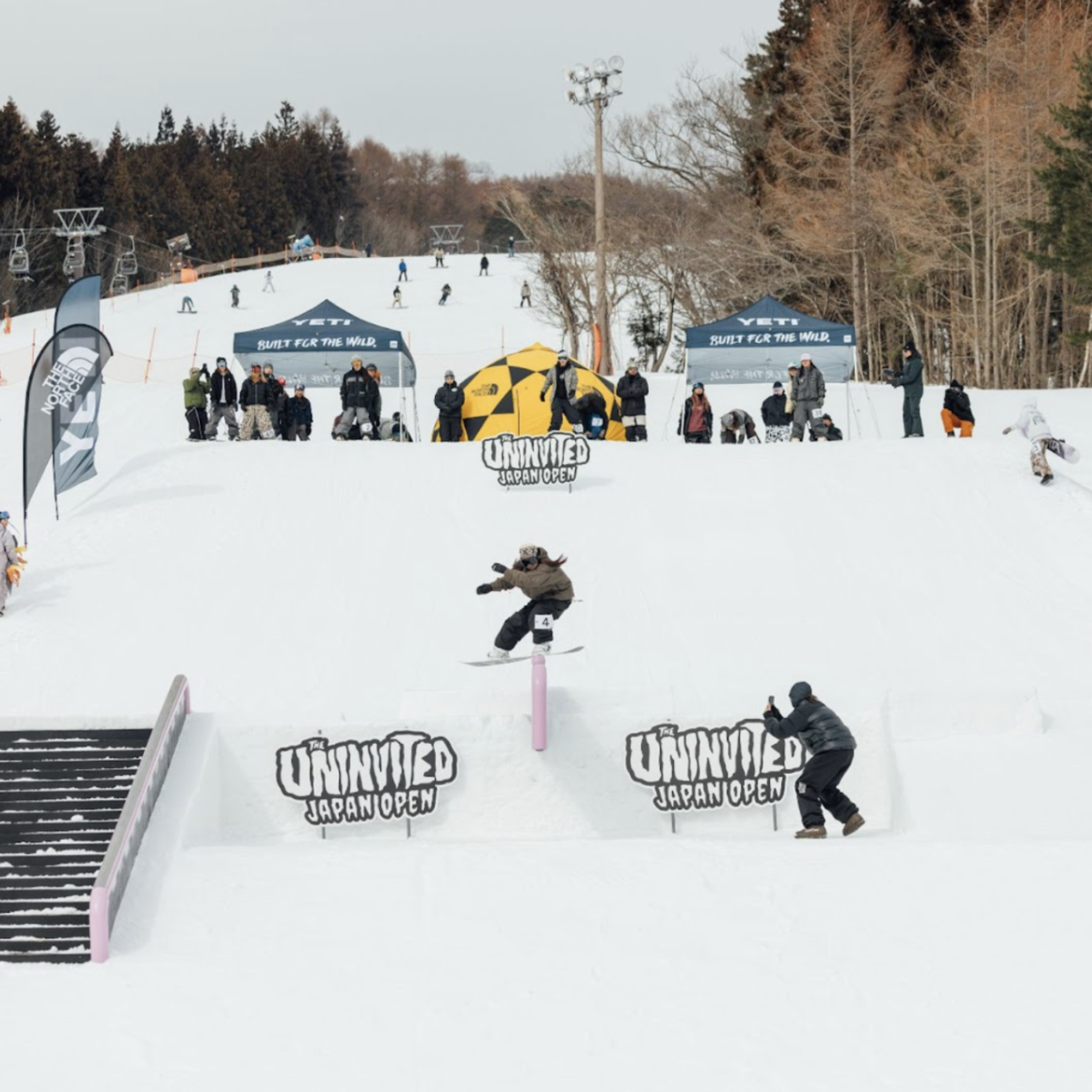 Buy Burton Feelgood V-Rocker Snowboards - Shop for Snowboard Gear