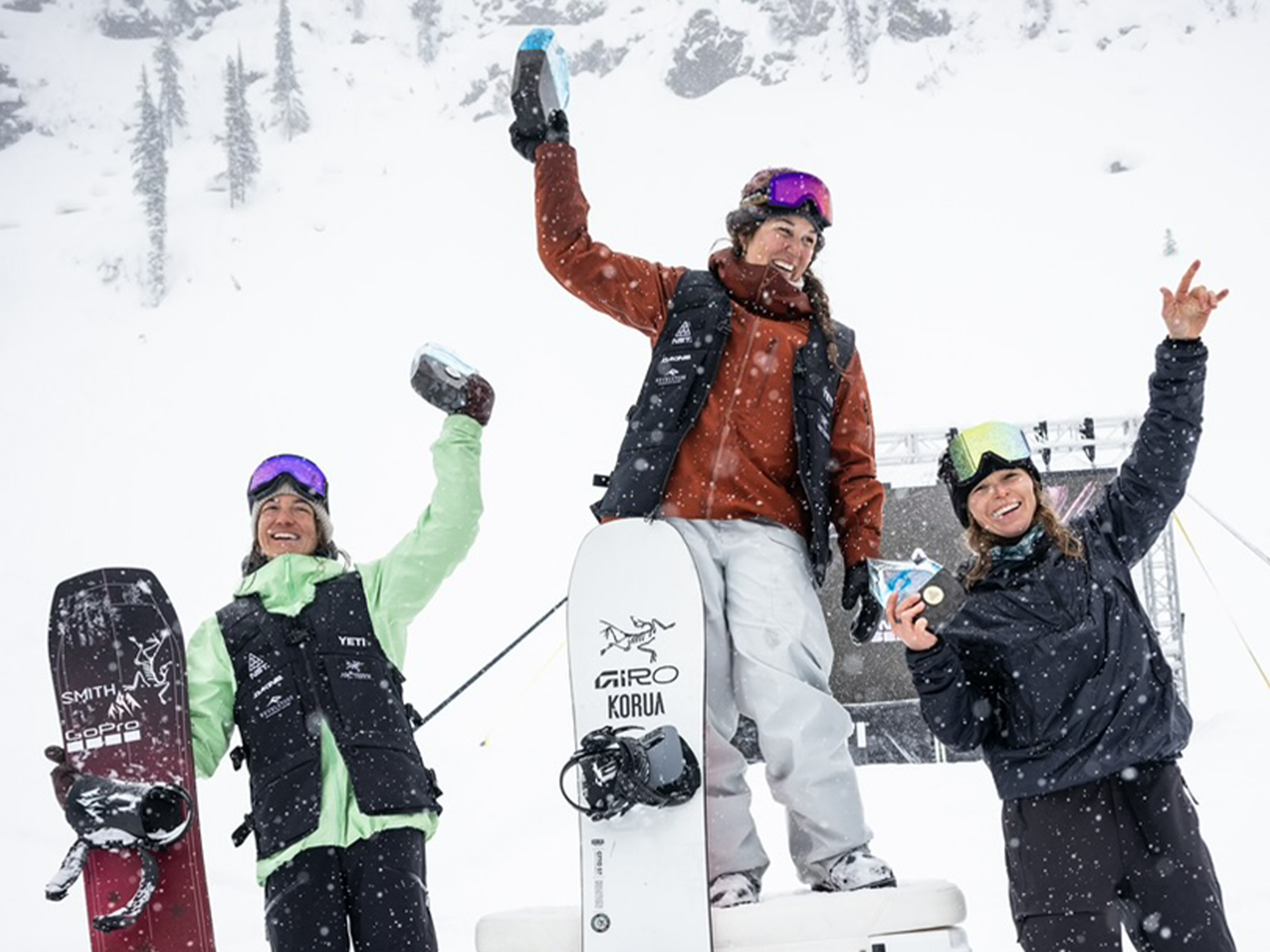 Spencer O'Brien and Ståle Sandbech Win the 2025 Natural Selection