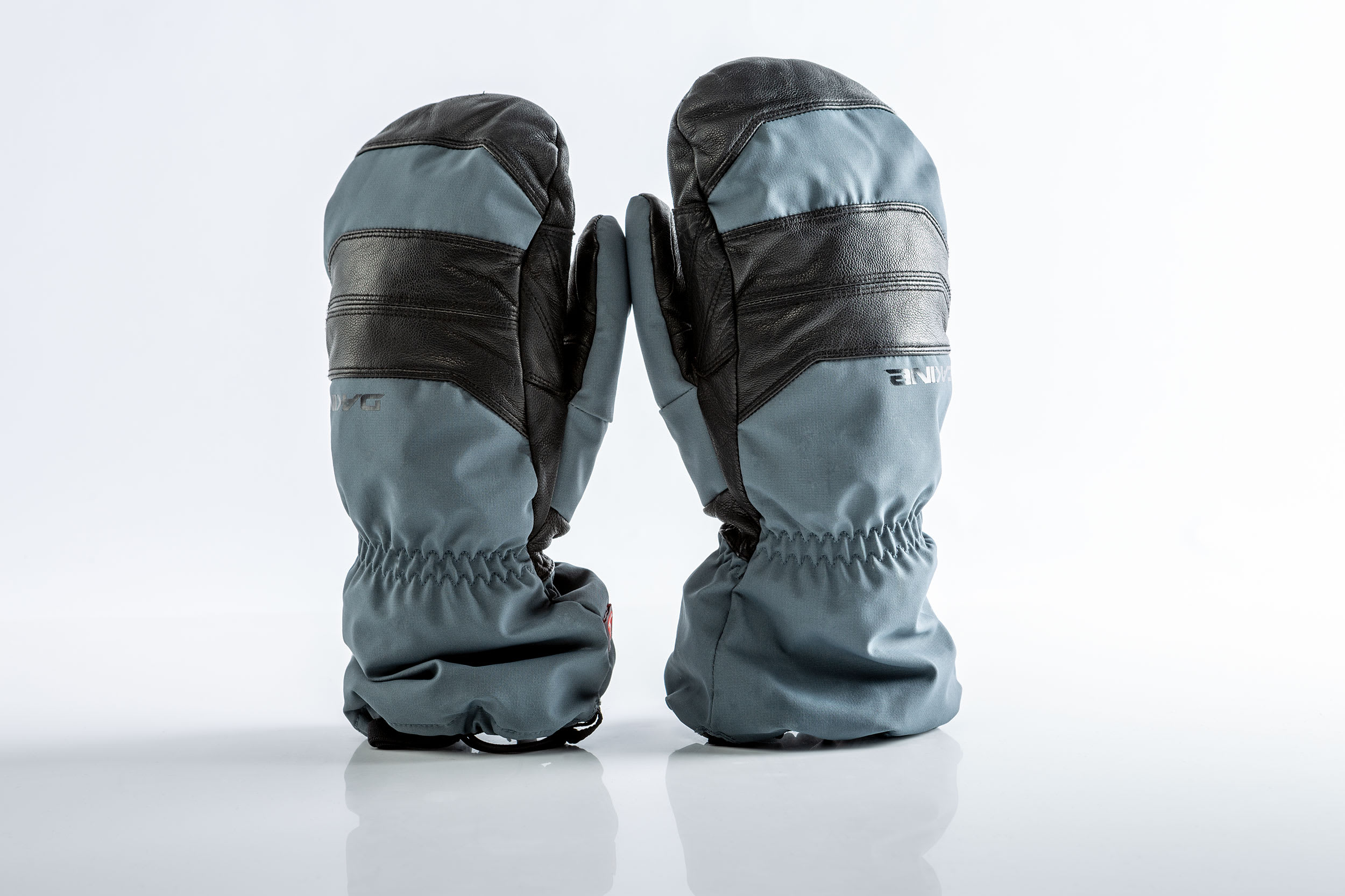 Dakine Excursion Mitt: Best Snowboarding Gloves of 2019