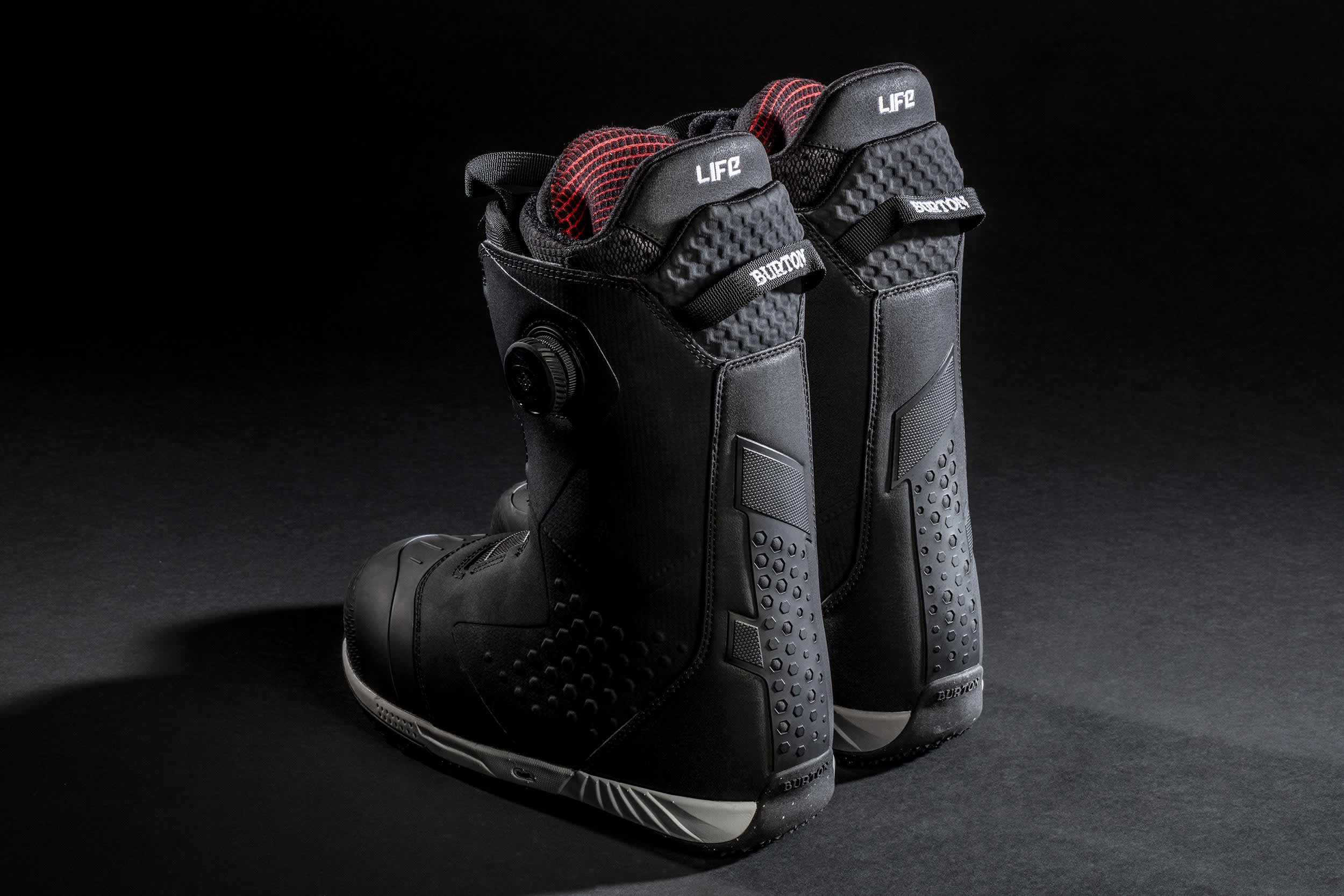 Burton Ion Boa: Snowboarding Gear Lookbooks 2018 - 2019