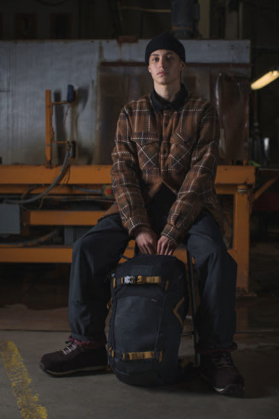 Burton Carhartt コラボ スノーボードウェア　 S Burton x Carhartt 2008 Fall/Winter Collection | Hypebeast
