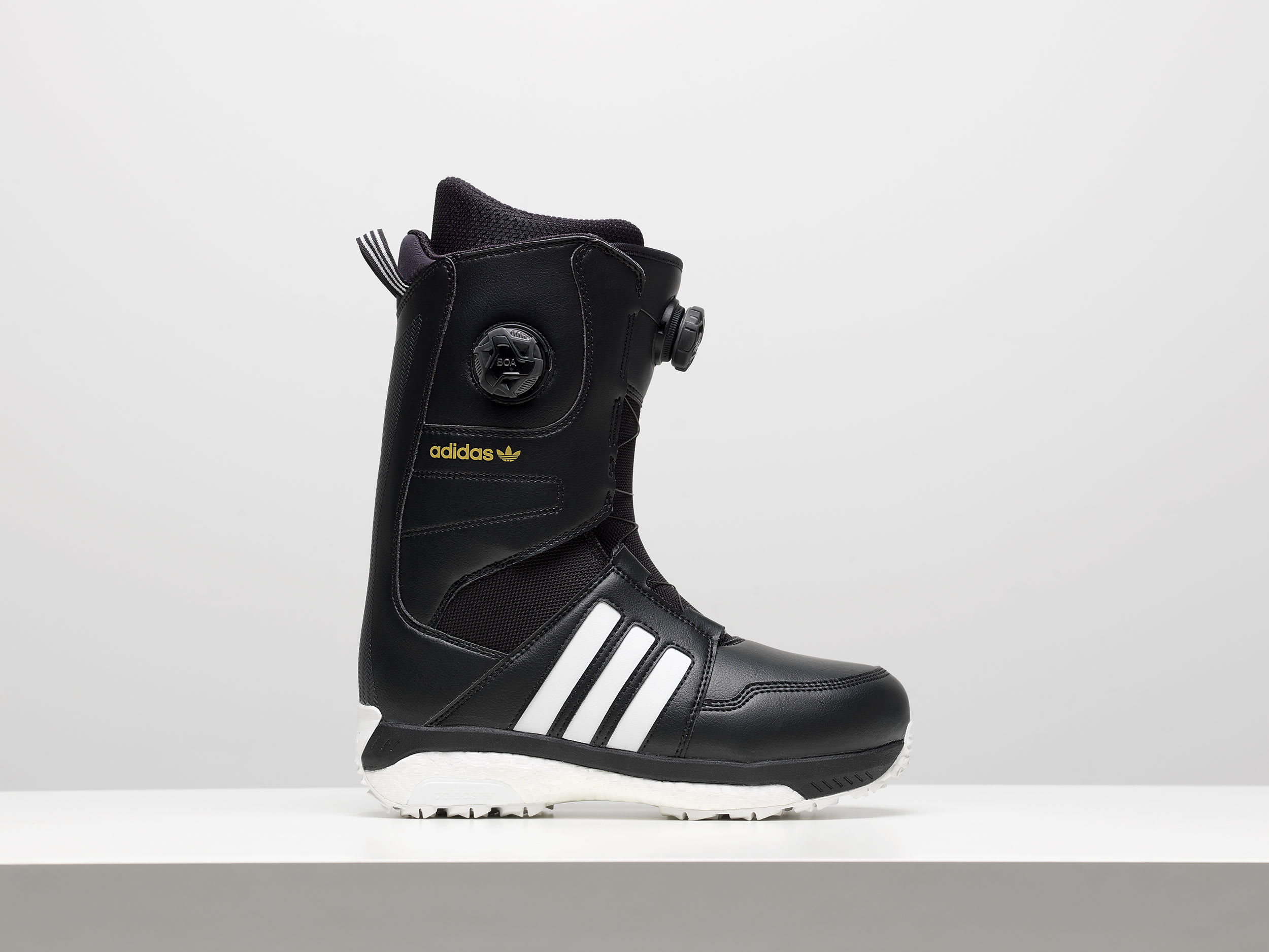 adidas snowboarding ACERRA ADV　AC8354 adidas Acerra ADV: Deconstructed - Snowboarder